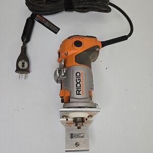 RIDGID R2401 1.5 HP 5.5A Corded Compact Router